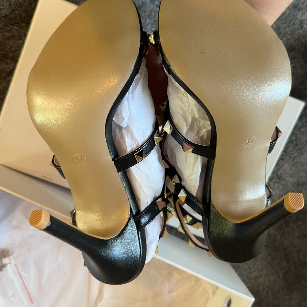 Black & Gold Studded Healed Sandals - Picture 2 of 2